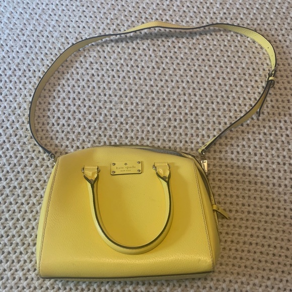 Kate Spade Purse - Picture 1 of 4